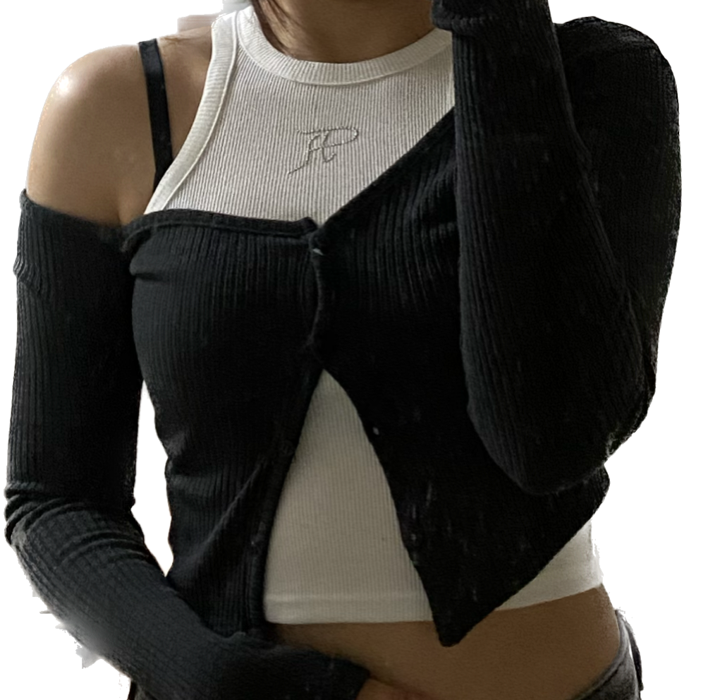 [ Pre-order ] Threetimes One-shoulder button tee