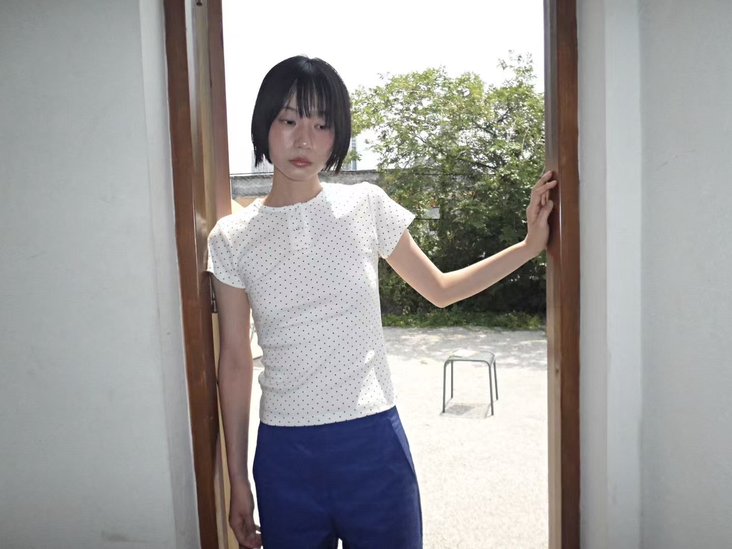 [ Pre-order ] Dot Dot Button Tee