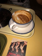 [ 現貨 ] iphone 7 128gb ( 送新mon貼+透明case+貼紙 )