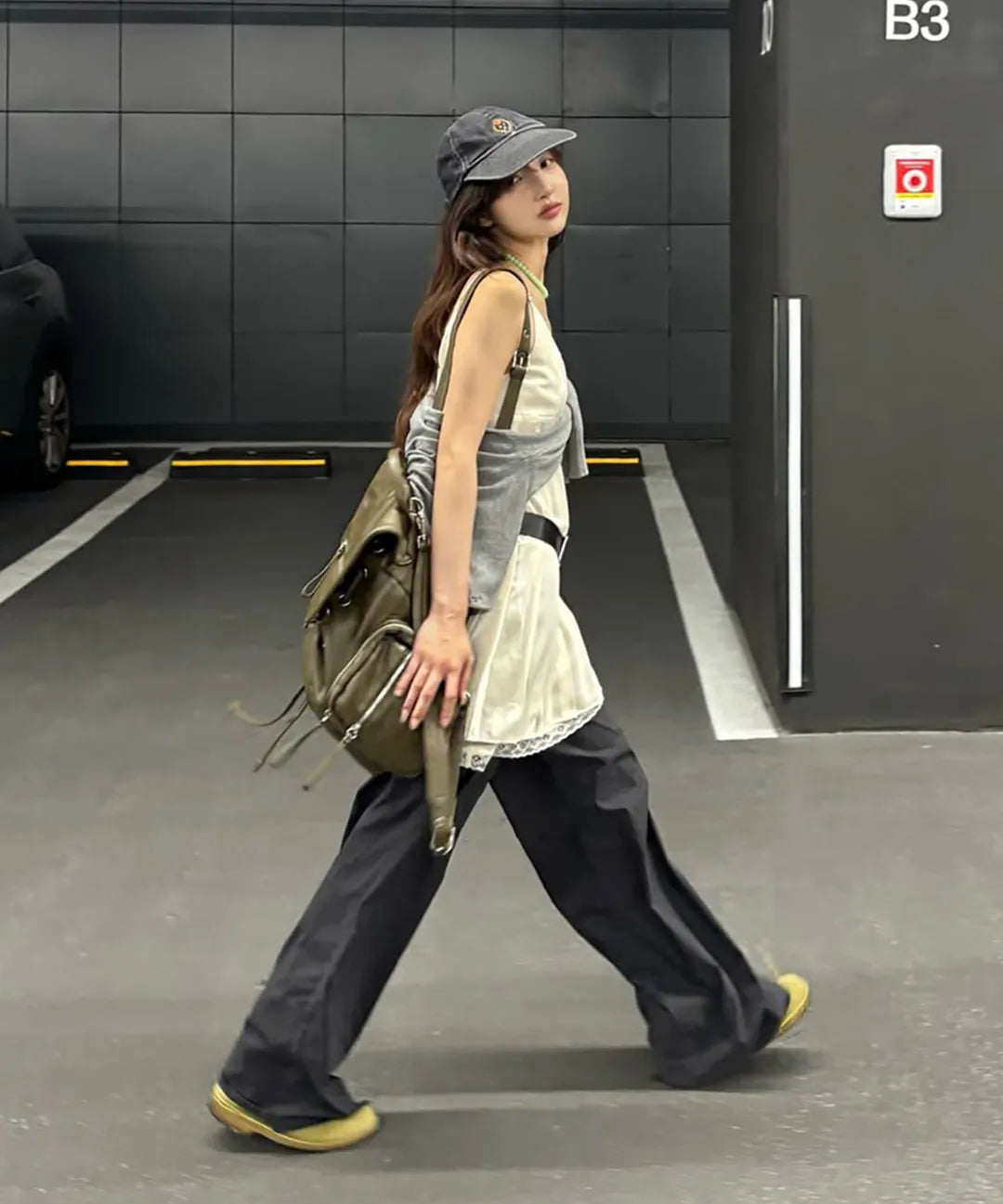 [ Pre-order ] Two-way Off Bag