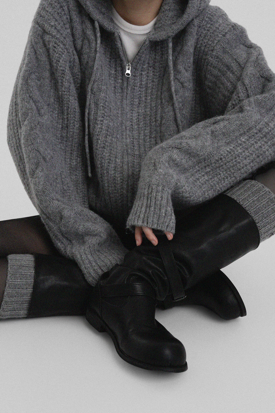 [ Pre-order ] Autumn Made Wool cable Hood Knit