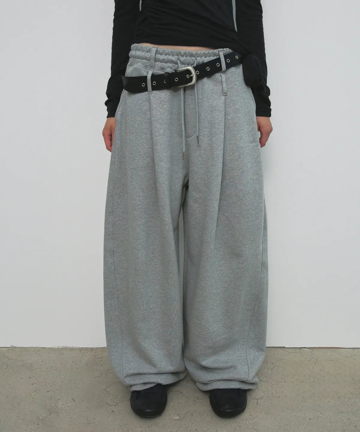 [ Pre-order ] Overfit Sweat Pants