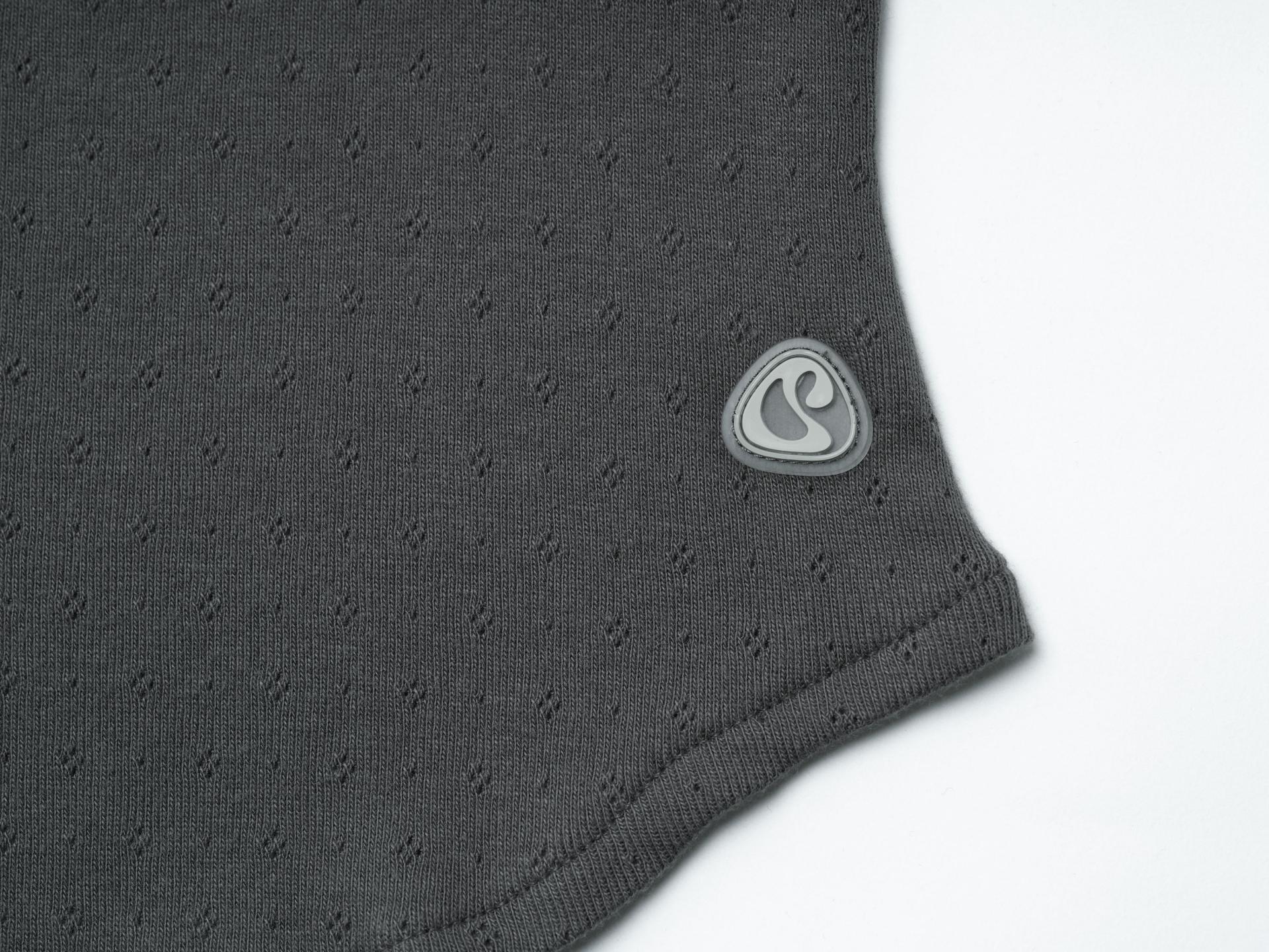 [ Pre-order ] Coyseio Punching Shirring Top