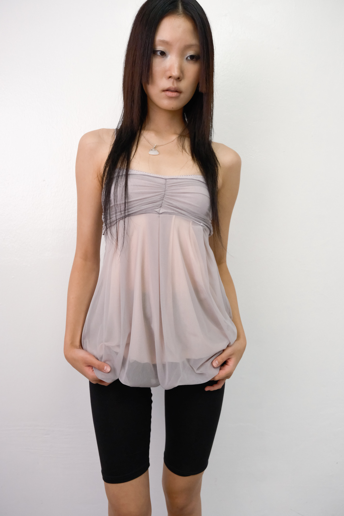 [ Pre-order ] Mesh Fluff Mini Top ( 部分顏色需要30/12才順延出貨 )