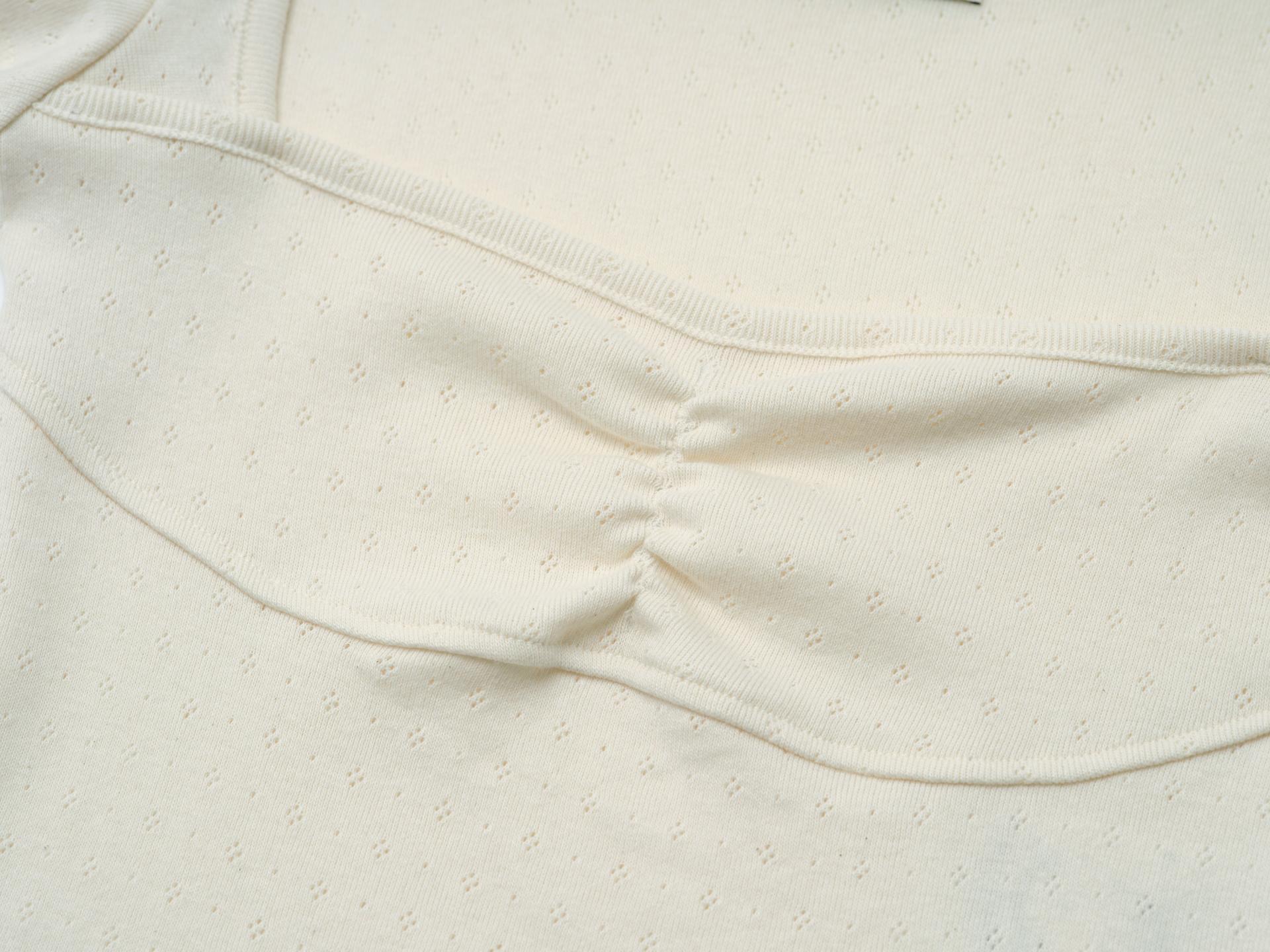[ Pre-order ] Coyseio Punching Shirring Top