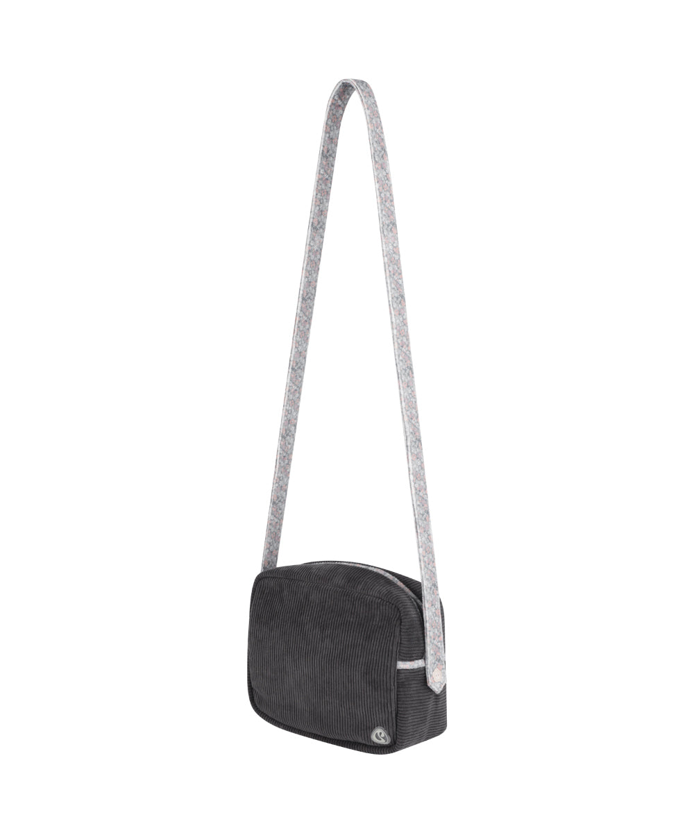 [ Pre-order ] Coy Multi Pouch Bag