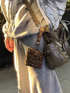 [ Pre-order ] Deinet Stud Cross Chain Wallet