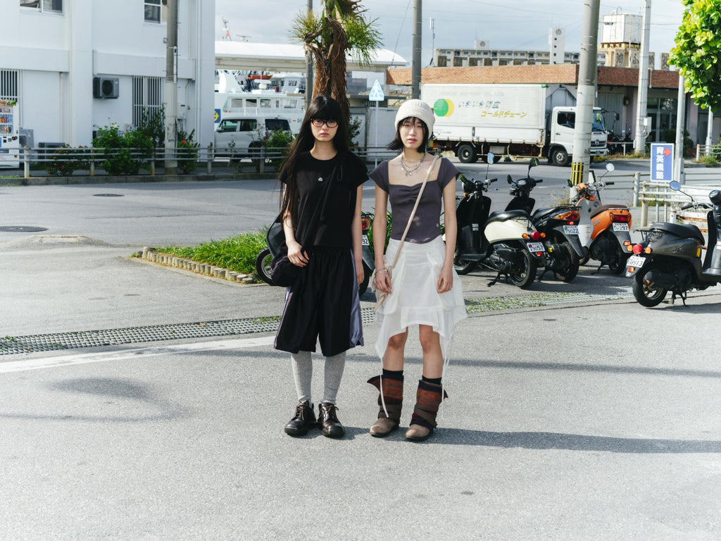 [ Pre-order ] Coyseio Punching Shirring Top