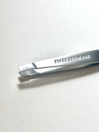 [ 來港中 ] Tweezerman🩶銀色迷你不鏽鋼斜型眉鉗 ( 男女適用 )
