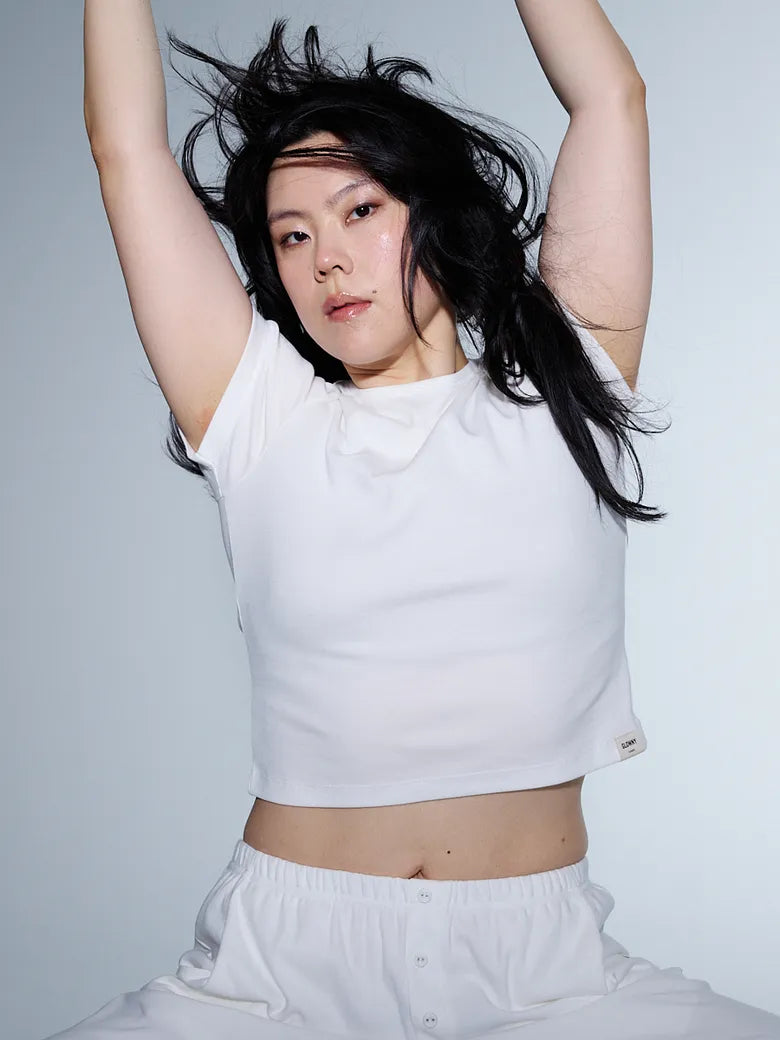 [ 🇰🇷韓國熱賣🔥現貨 ] Glowny🤍G Baby Tee 短版