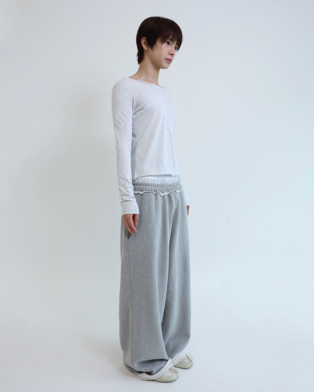 [ Pre-order ] Stud Underwear Sweatpants