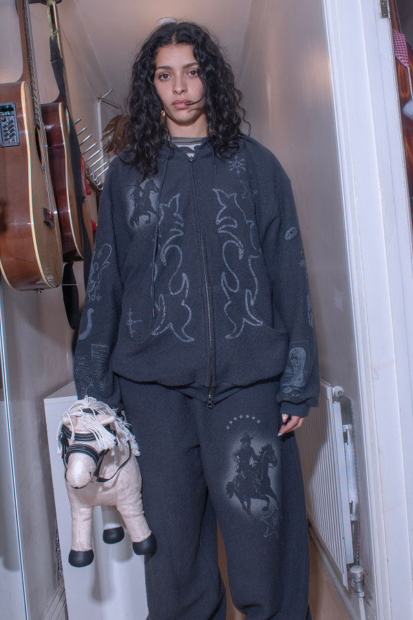 [ Pre-order ] Rodeo Jogger Pants & Hoodie Zip Up