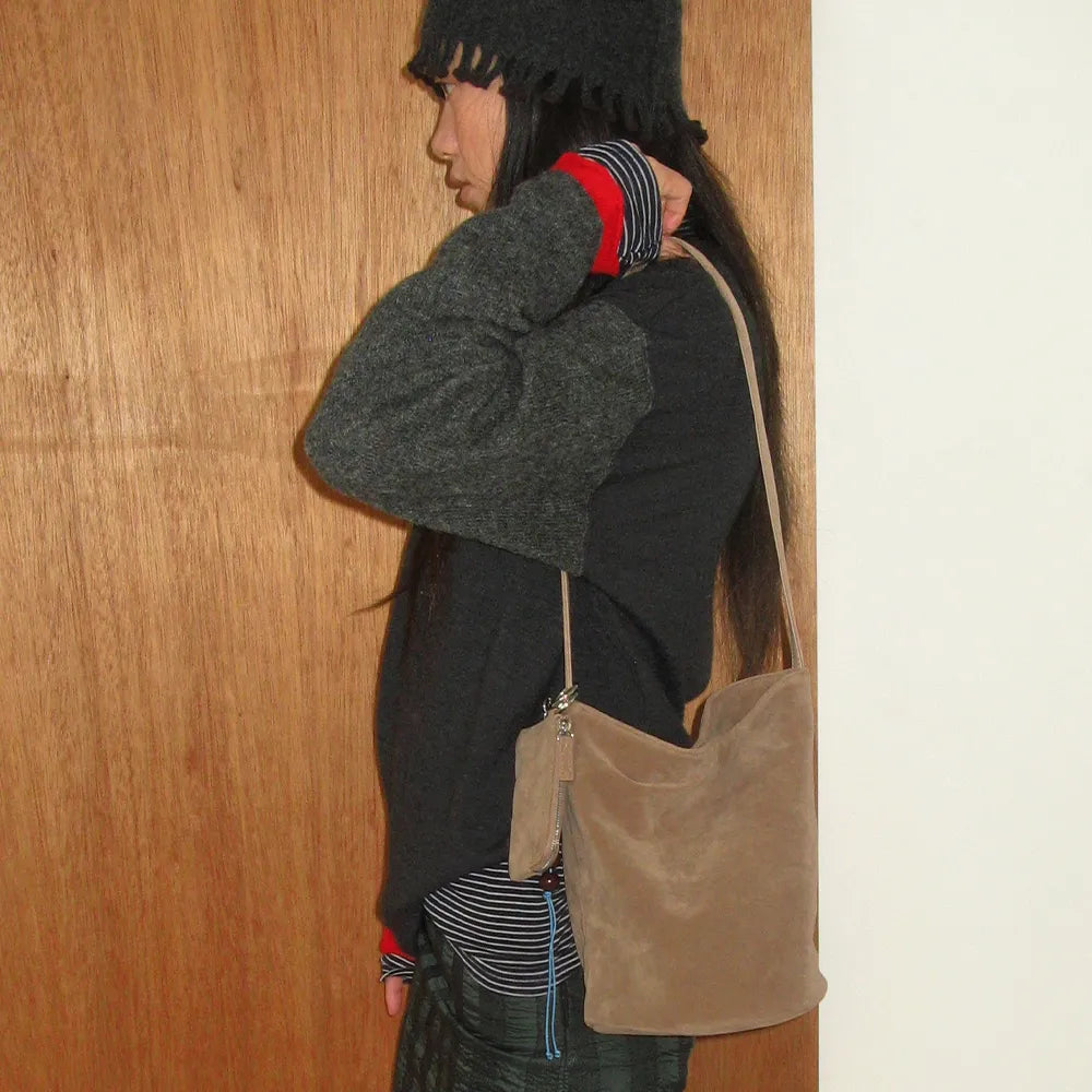 [ 店主強推 Pre-order ] 0016 Soft Bucket Bag ( 送吊飾&小pouch )