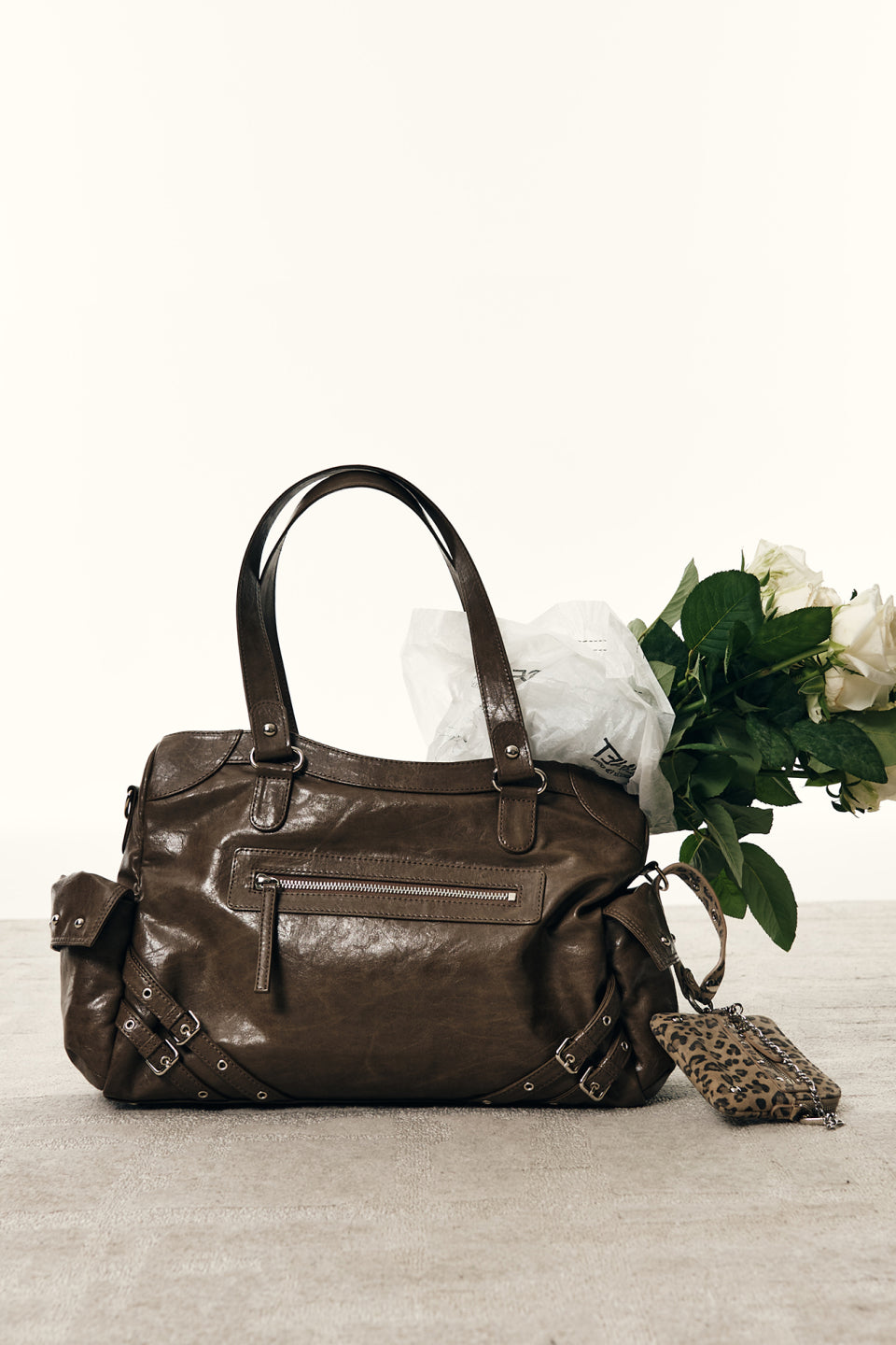 [ Pre-order ] Stud Pocket Big Bag