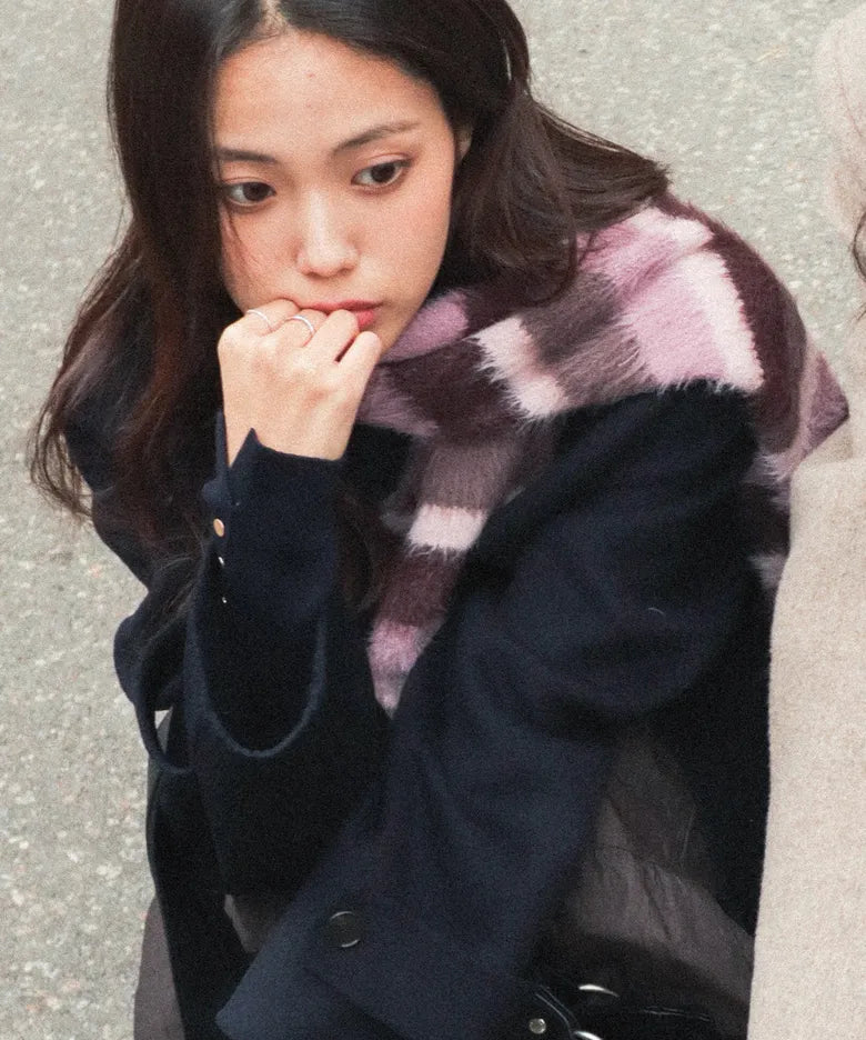 [ Pre-order ] Striped Hairy Bold Muffler