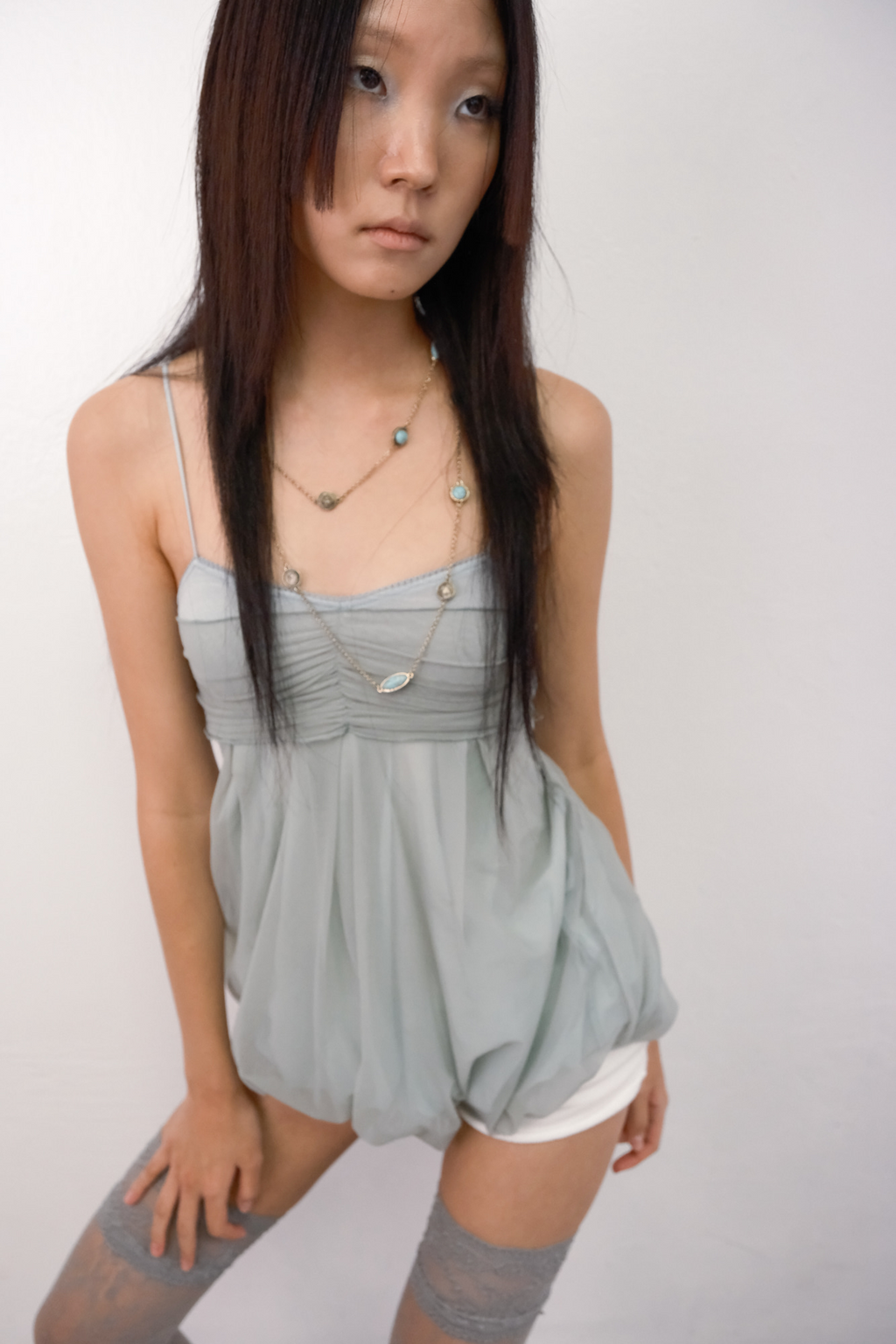 [ Pre-order ] Mesh Fluff Mini Top ( 部分顏色需要30/12才順延出貨 )