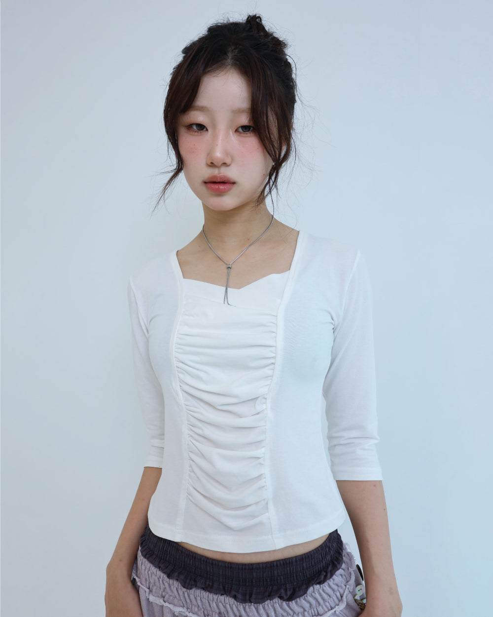 [ Pre-order ] Sqare Neked Baby Tee