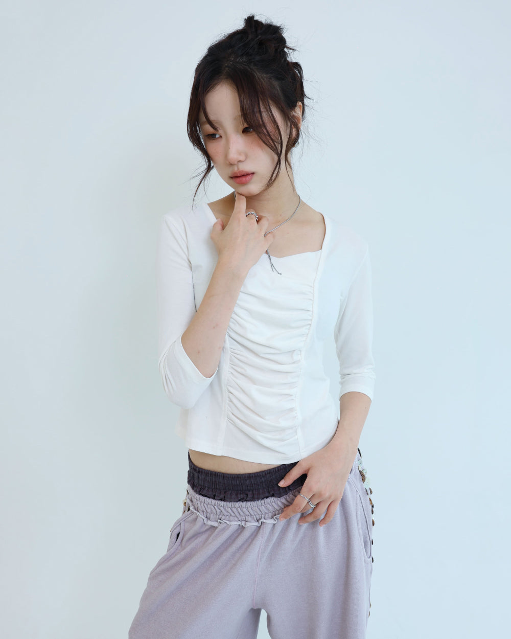 [ Pre-order ] Sqare Neked Baby Tee