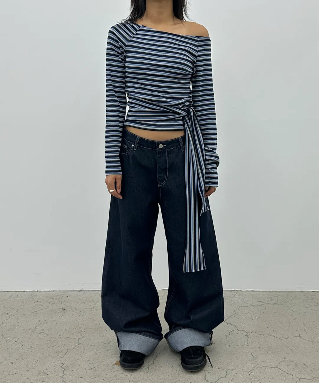 [ Pre-order ] Stripe Strap T-Shirt