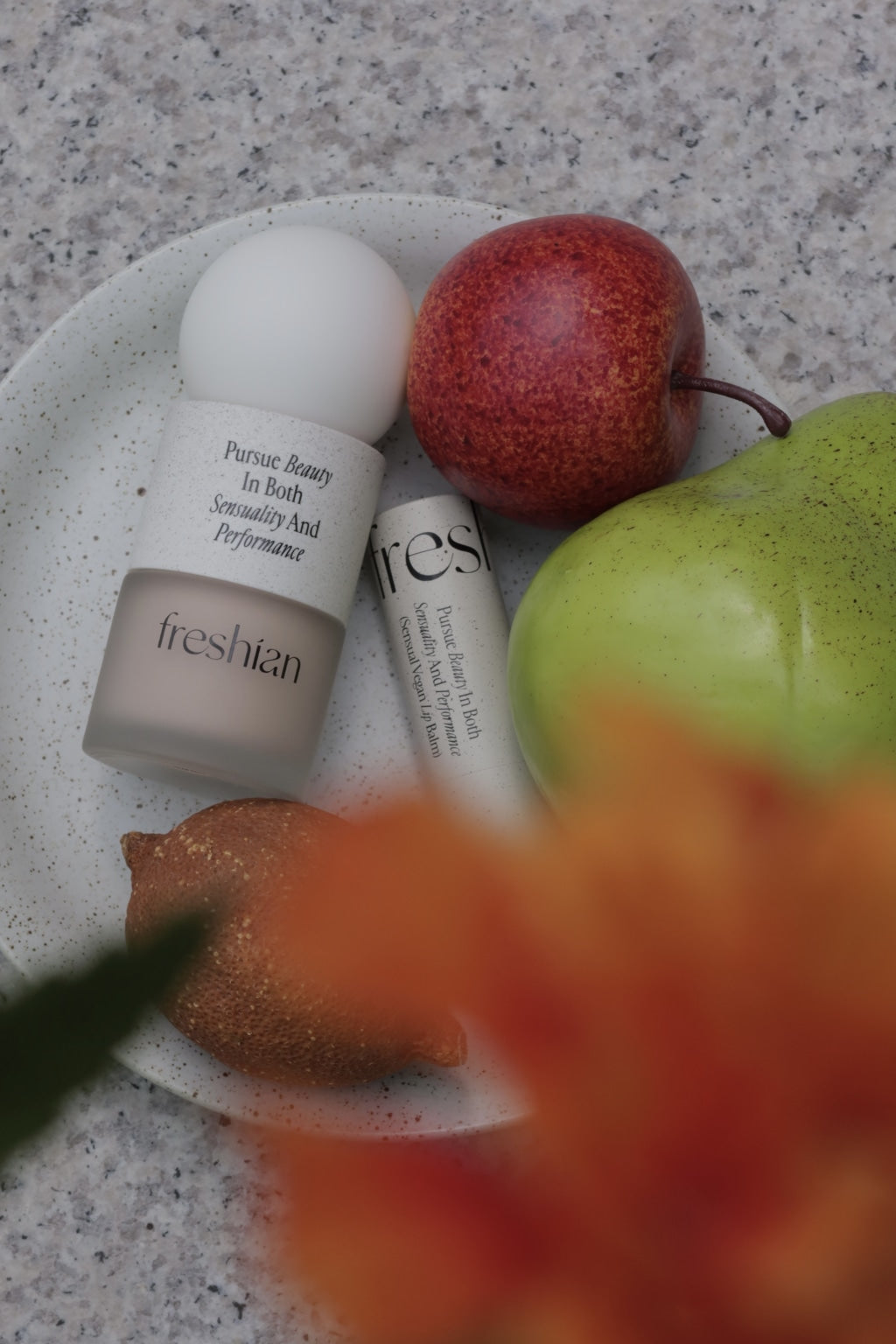 [ 店主推薦 - 201 來港中 ] Freshian🥚Egg-like Foundation SPF35 PA++ ( 混乾肌/混油肌/中性肌/乾肌夏天適用 )