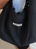 [ Pre-order ] 리버시블 보우 캔버스백 - 도트 블랙