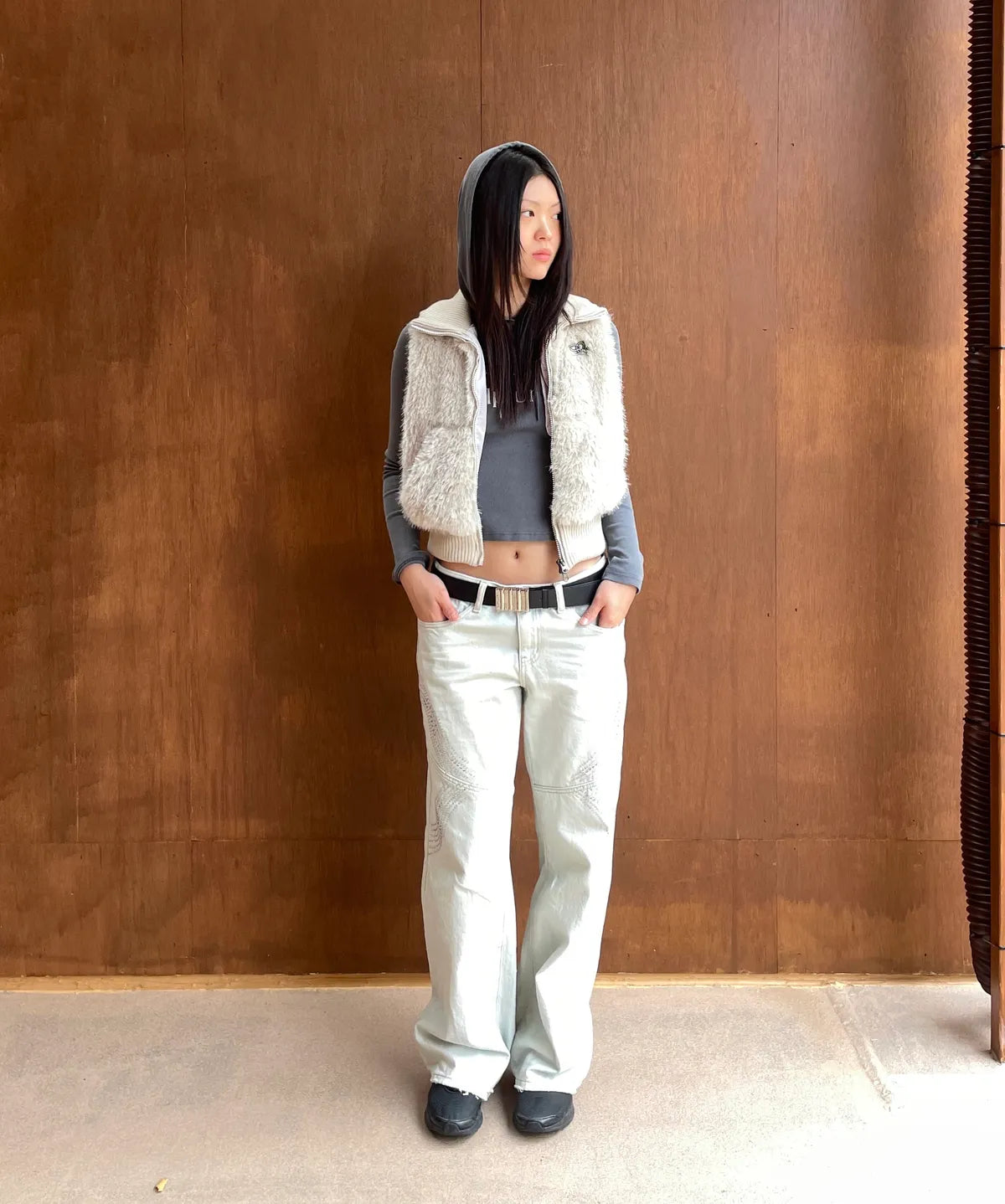 [ Pre-order ] Sculptor Faux Fur Zip-Up Vest