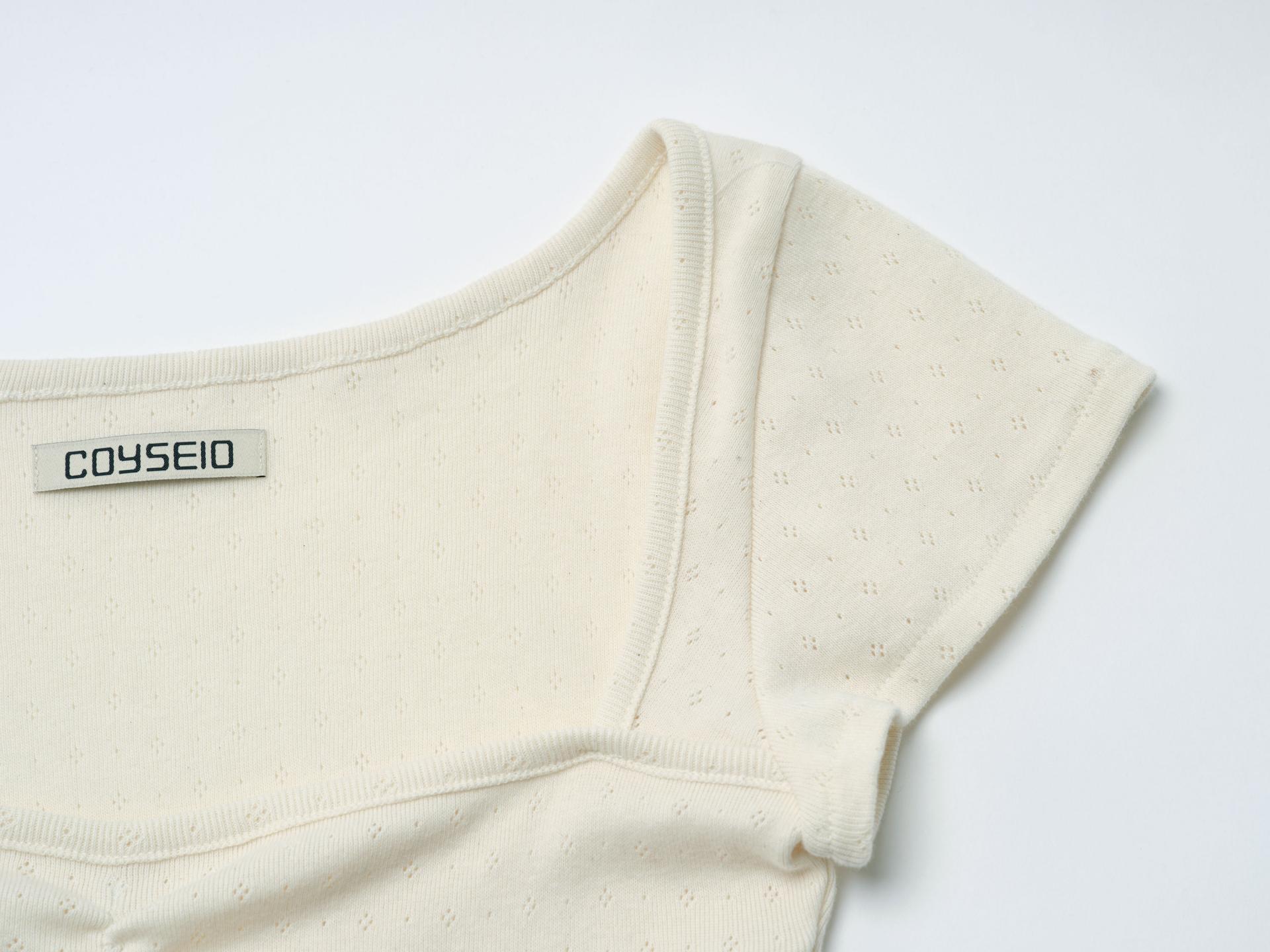 [ Pre-order ] Coyseio Punching Shirring Top