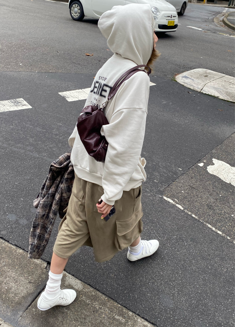 [ Pre-order ] Stud Pocket Bag