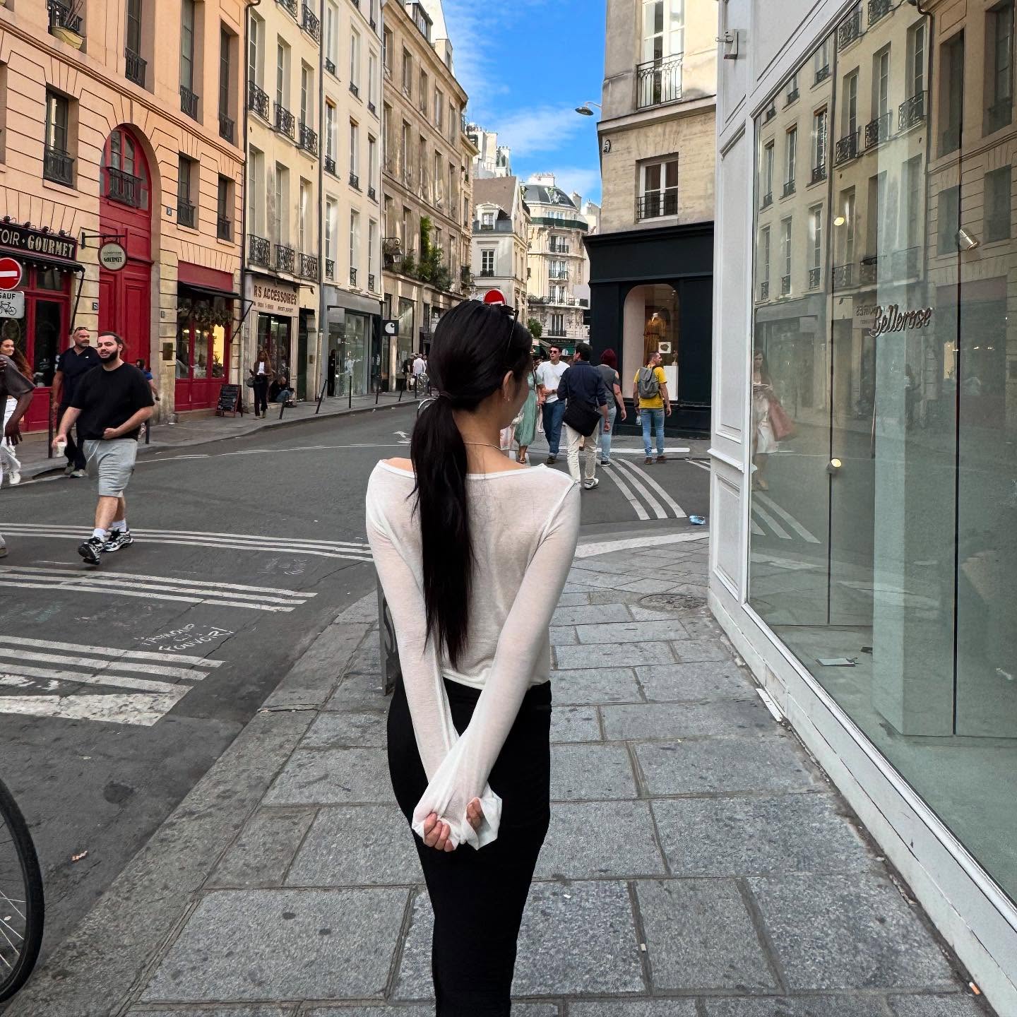 [ Jennie同款 ] Lettering Sheer Long sleeve