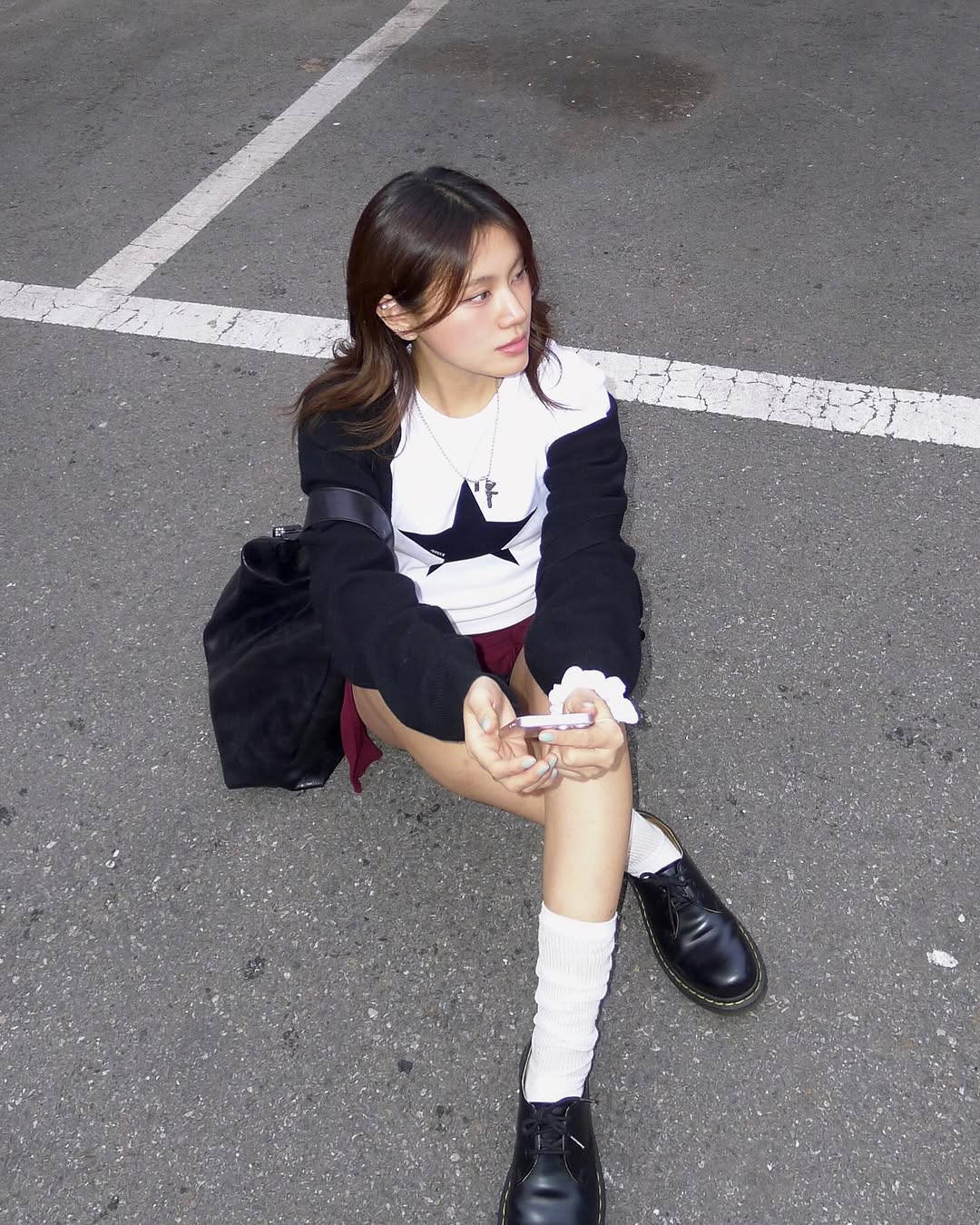 [ Pre-order ] YOUHEE Star Point T-shirts White