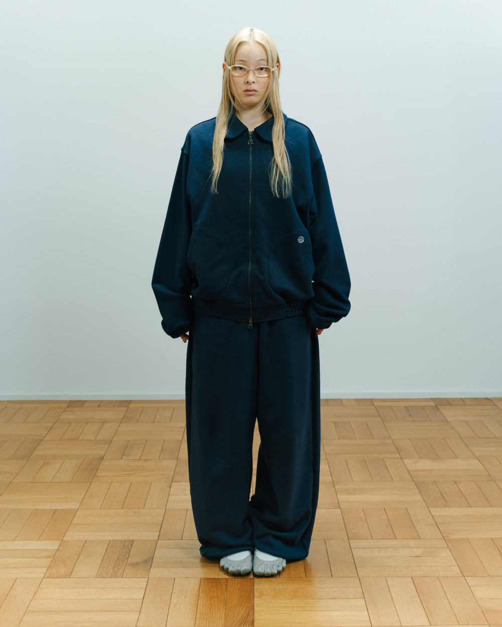 [ Pre-order ] 038 Round Track Zip-up