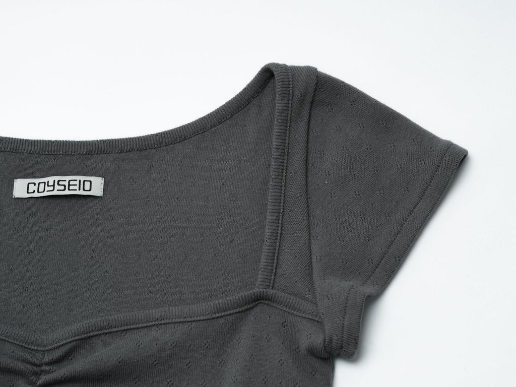 [ Pre-order ] Coyseio Punching Shirring Top