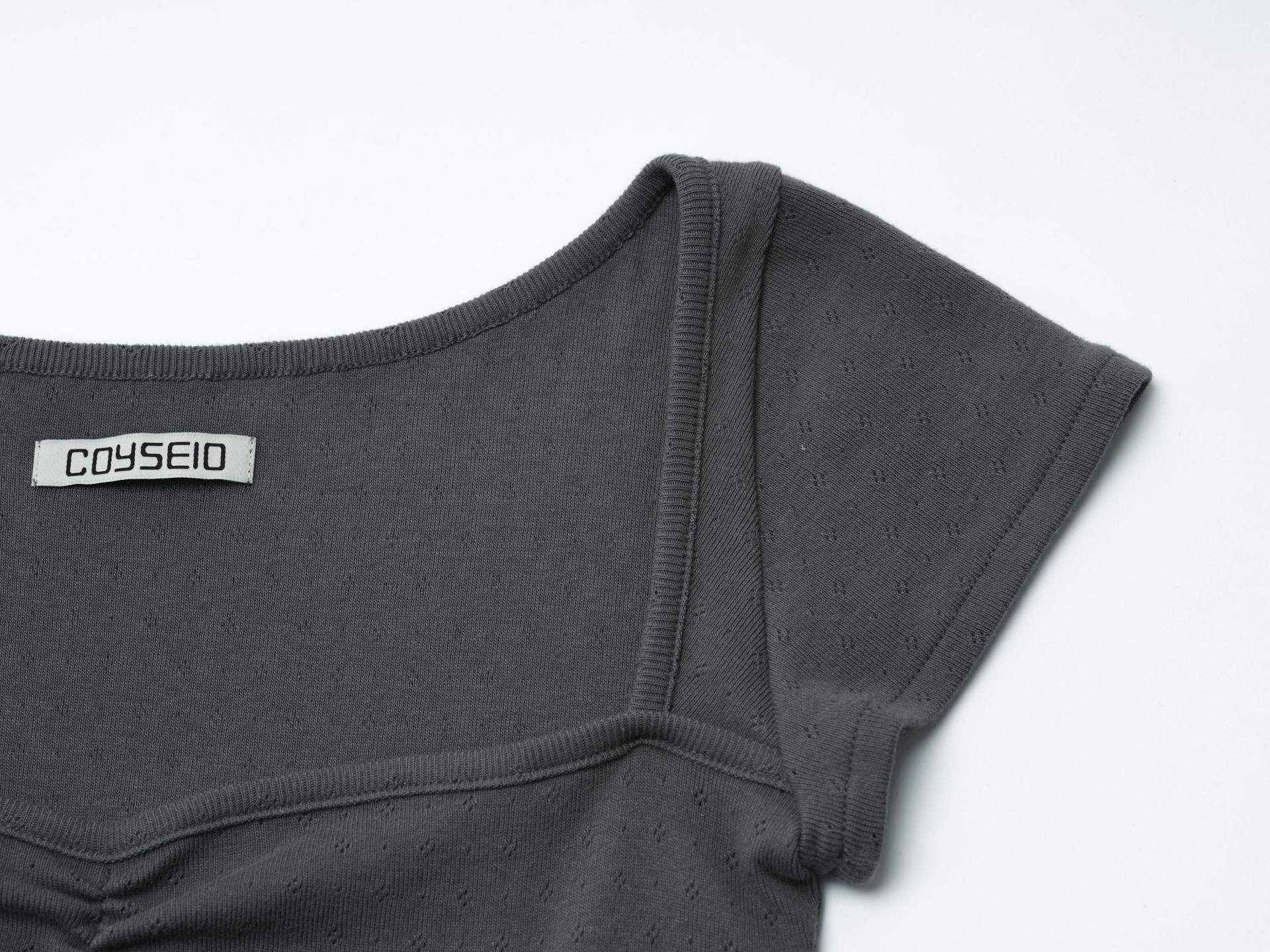 [ Pre-order ] Coyseio Punching Shirring Top