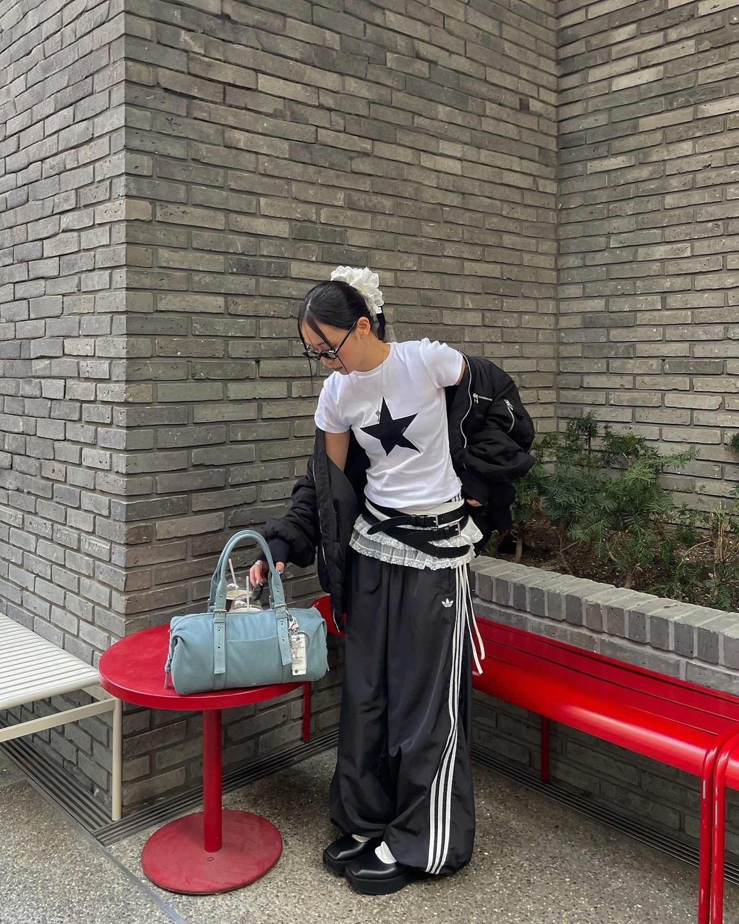 [ Pre-order ] YOUHEE Star Point T-shirts White