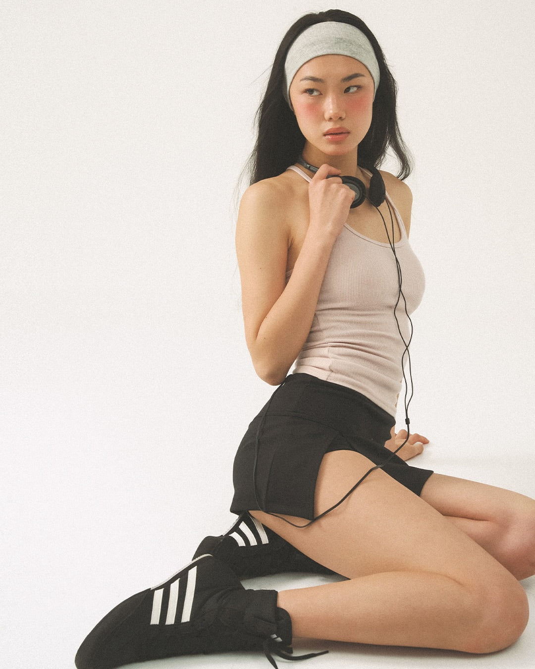 [ Pre-order ] Threetimes Athletic Slit SKirt