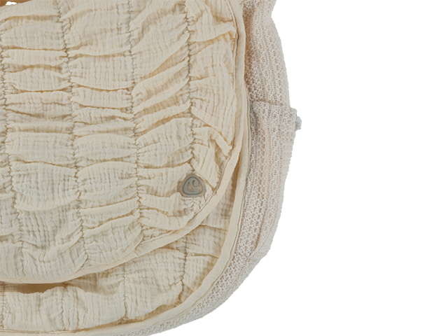 [ Pre-order ] Quilted Cross Bag Ivory