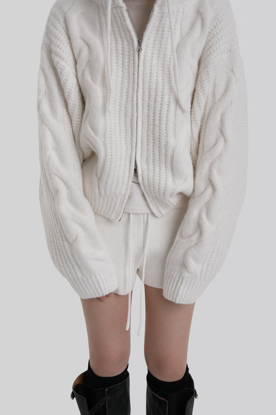 [ Pre-order ] Autumn Made Wool cable Hood Knit