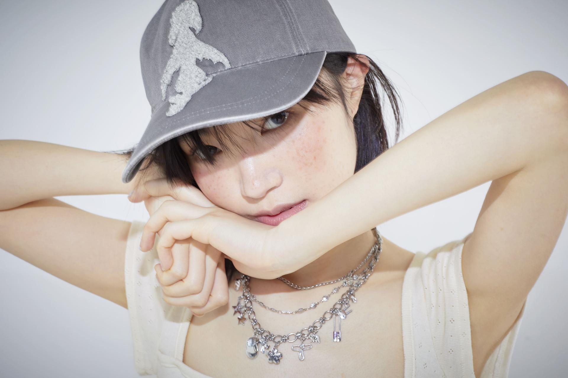[ Pre-order ] Coyseio Enchantress Charm Necklace Chrome