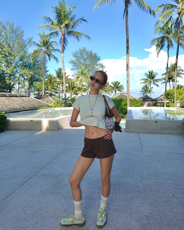 [ 店主推薦 Pre-order ] Glowny Gelato G Baby Tee ( 短版 )