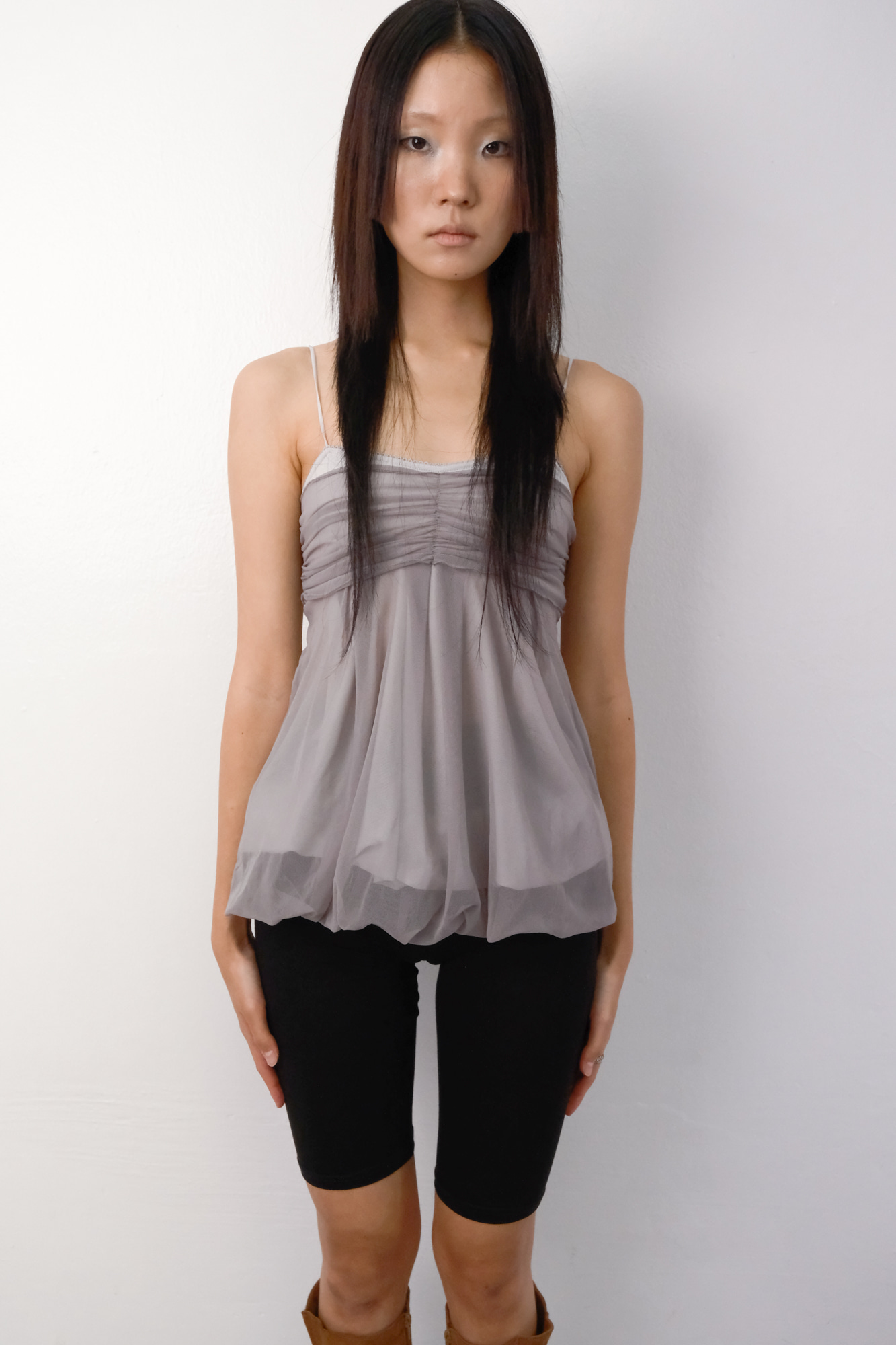 [ Pre-order ] Mesh Fluff Mini Top ( 部分顏色需要30/12才順延出貨 )