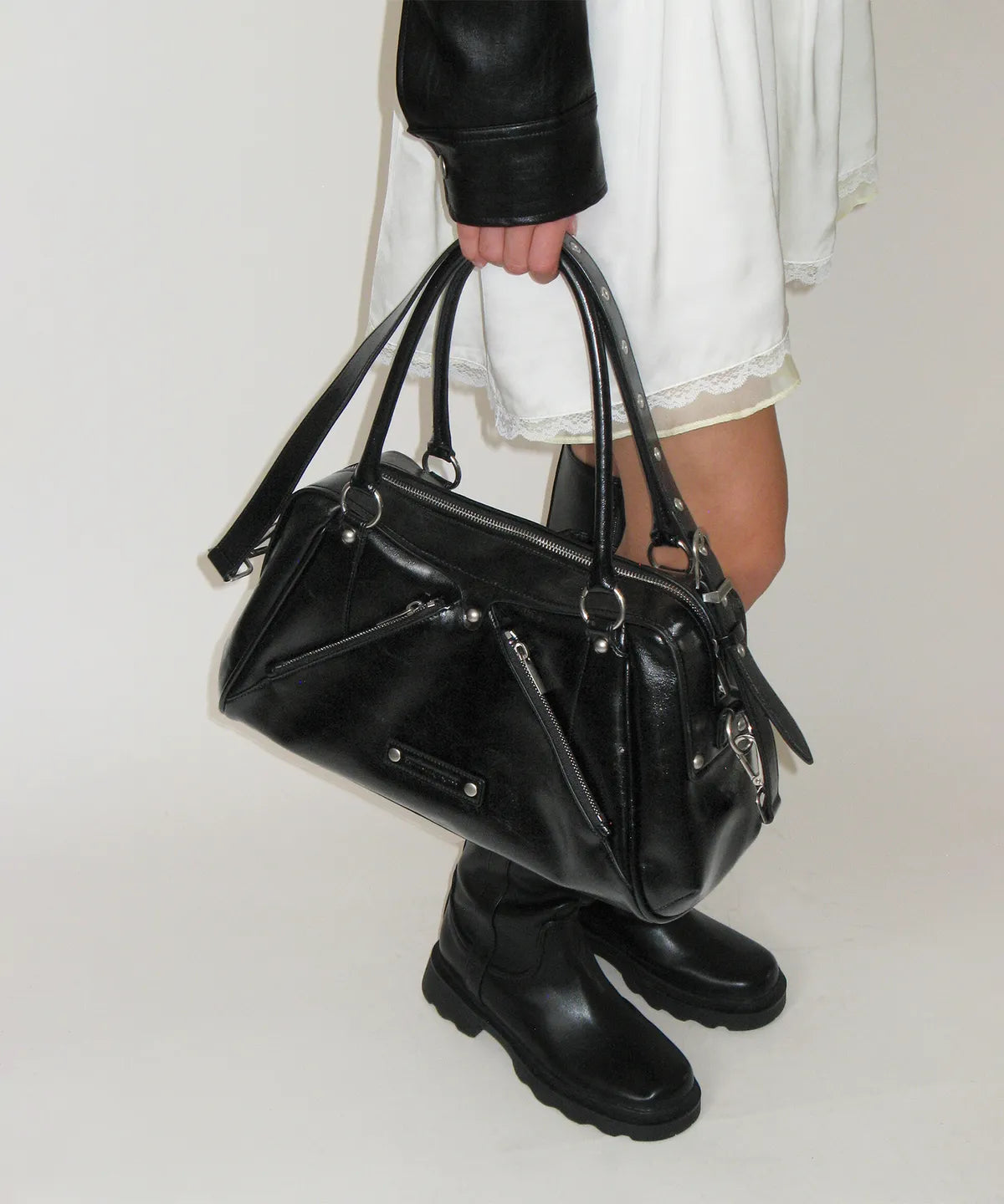 [ Pre-order ] Faux Leather M.O.S Bag