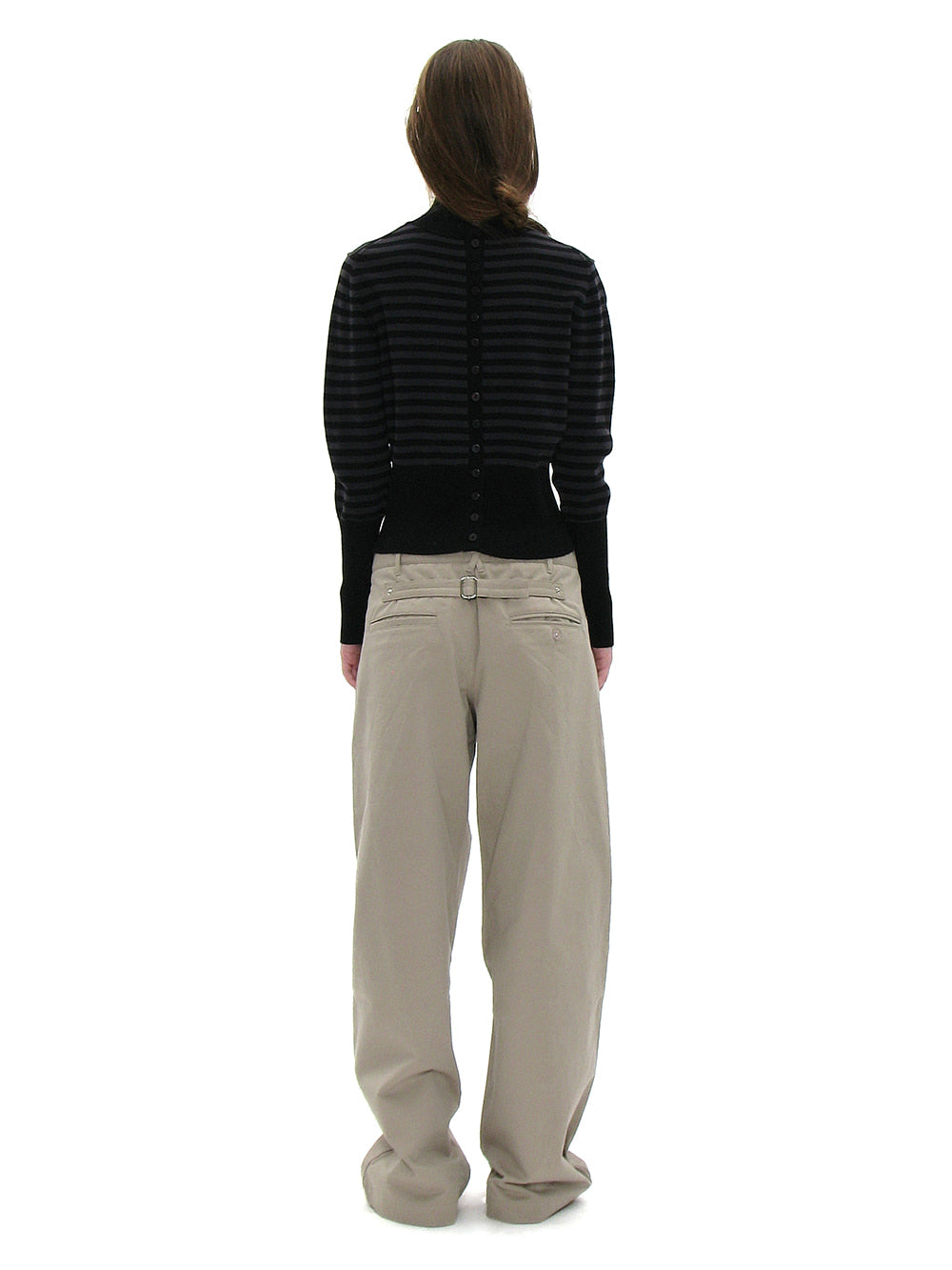 [ Pre-order] PWC HIGHNECK BACK BUTTON-UP KNIT TOP