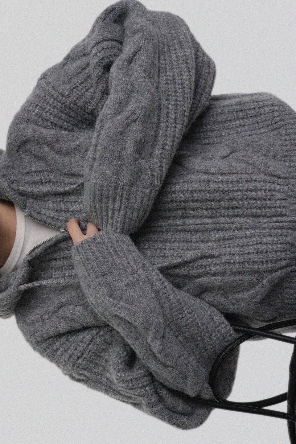 [ Pre-order ] Autumn Made Wool cable Hood Knit