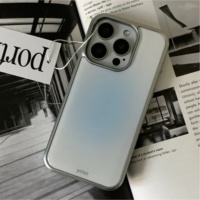 [ Pre-order ] Silver Palesky Phone Case