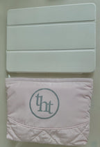 [ Pre-order ] Threetimes🤍Bebe pouch🎀