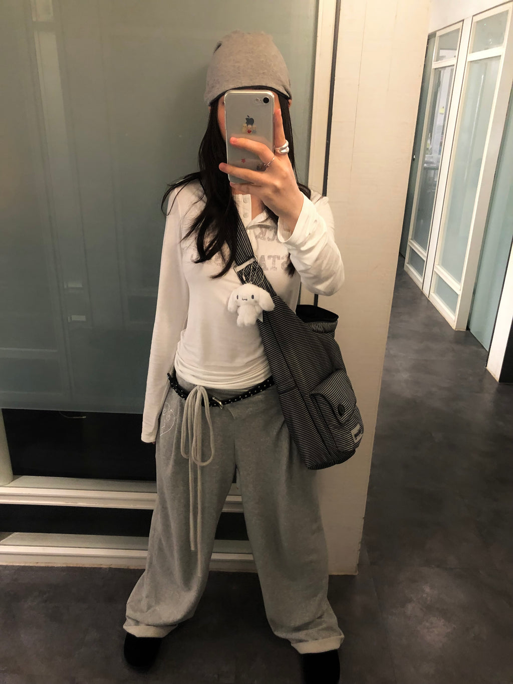 [ 現貨 ] iphone 7 128gb ( 送新mon貼+透明case+貼紙 )