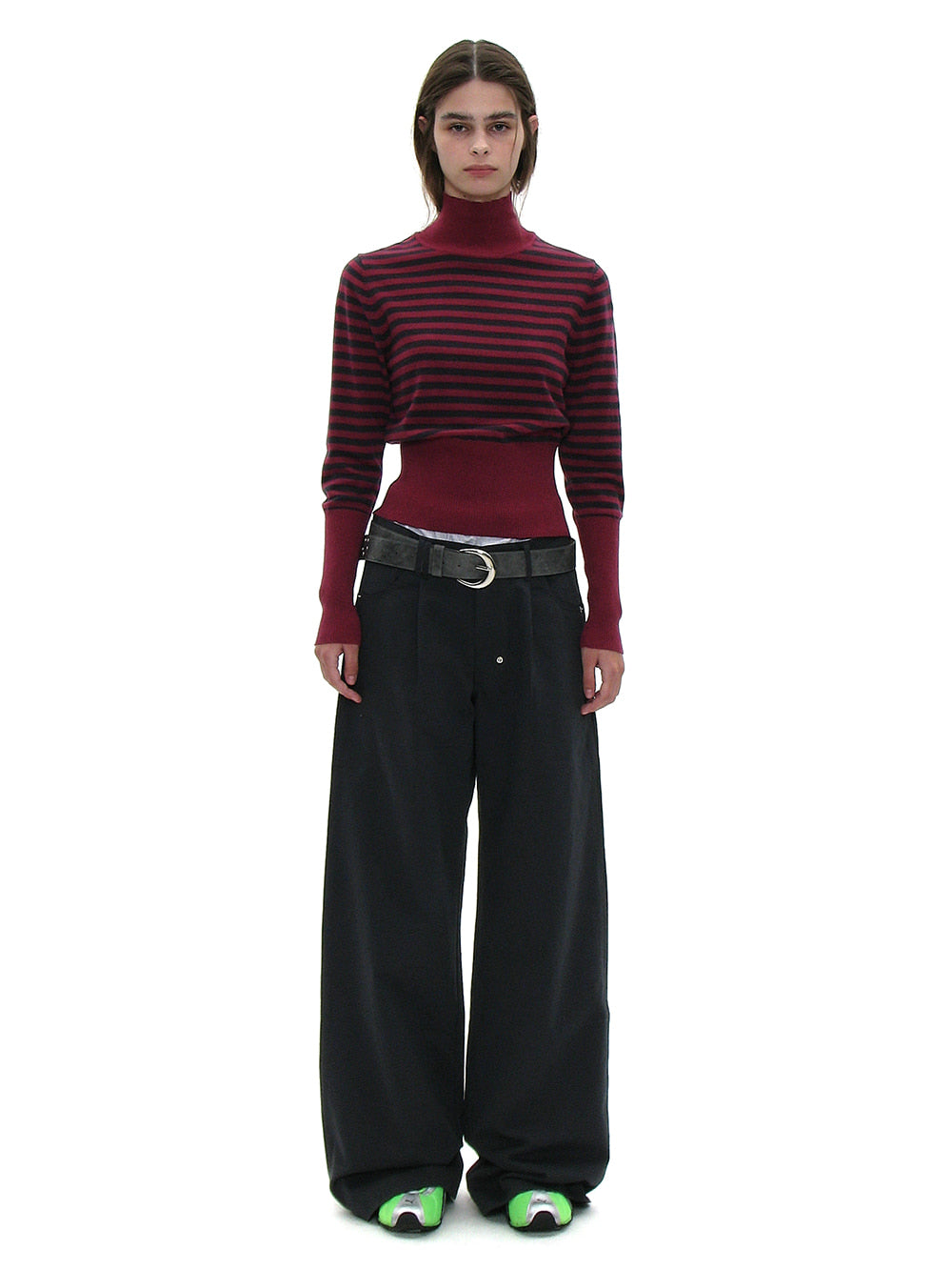 [ Pre-order] PWC HIGHNECK BACK BUTTON-UP KNIT TOP