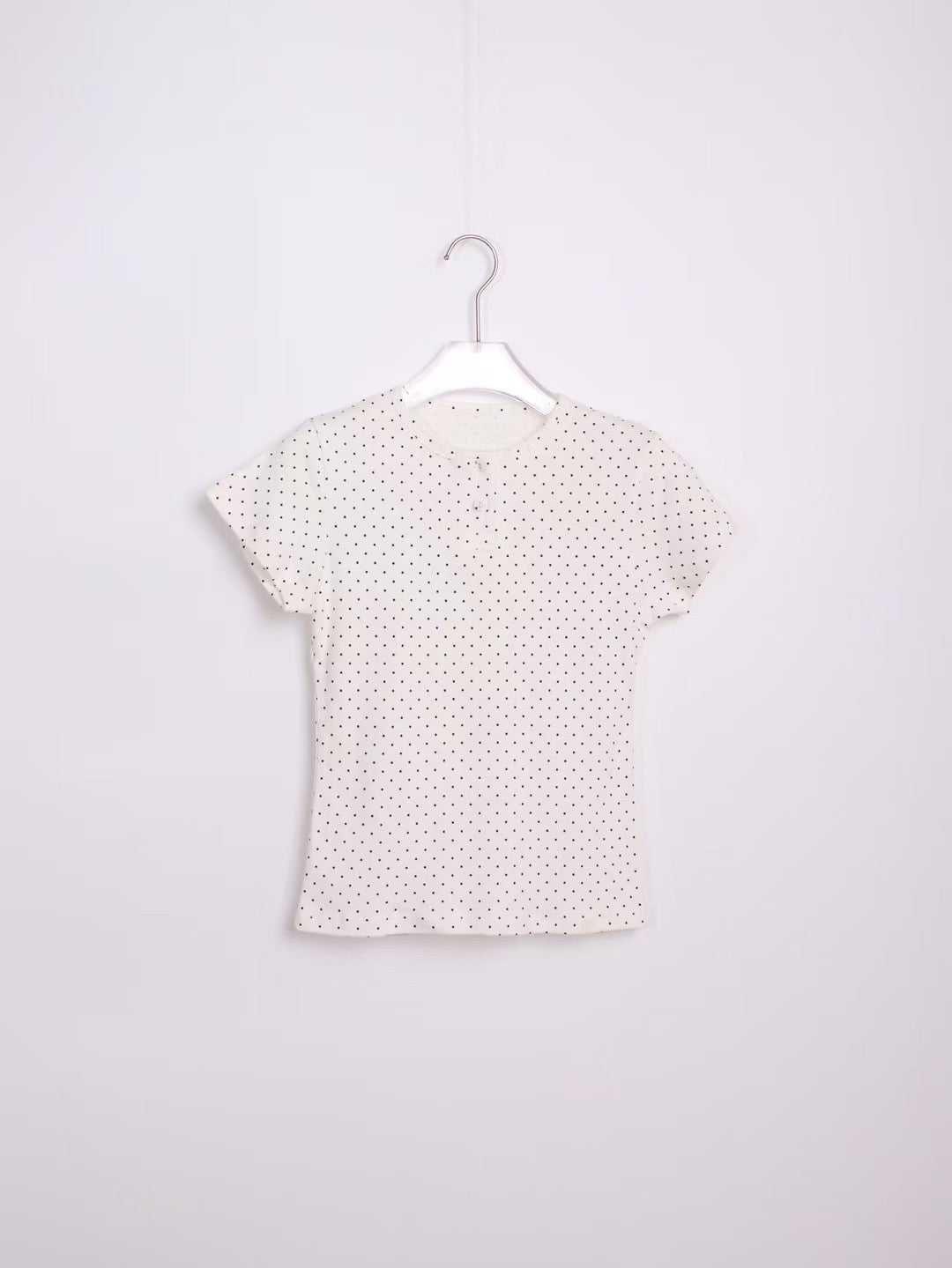 [ Pre-order ] Dot Dot Button Tee