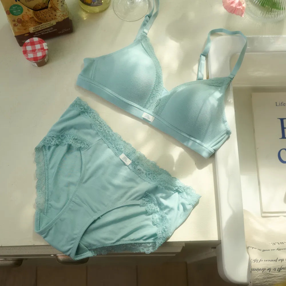 [ Pre-order ] Lovers Bra Panty Set