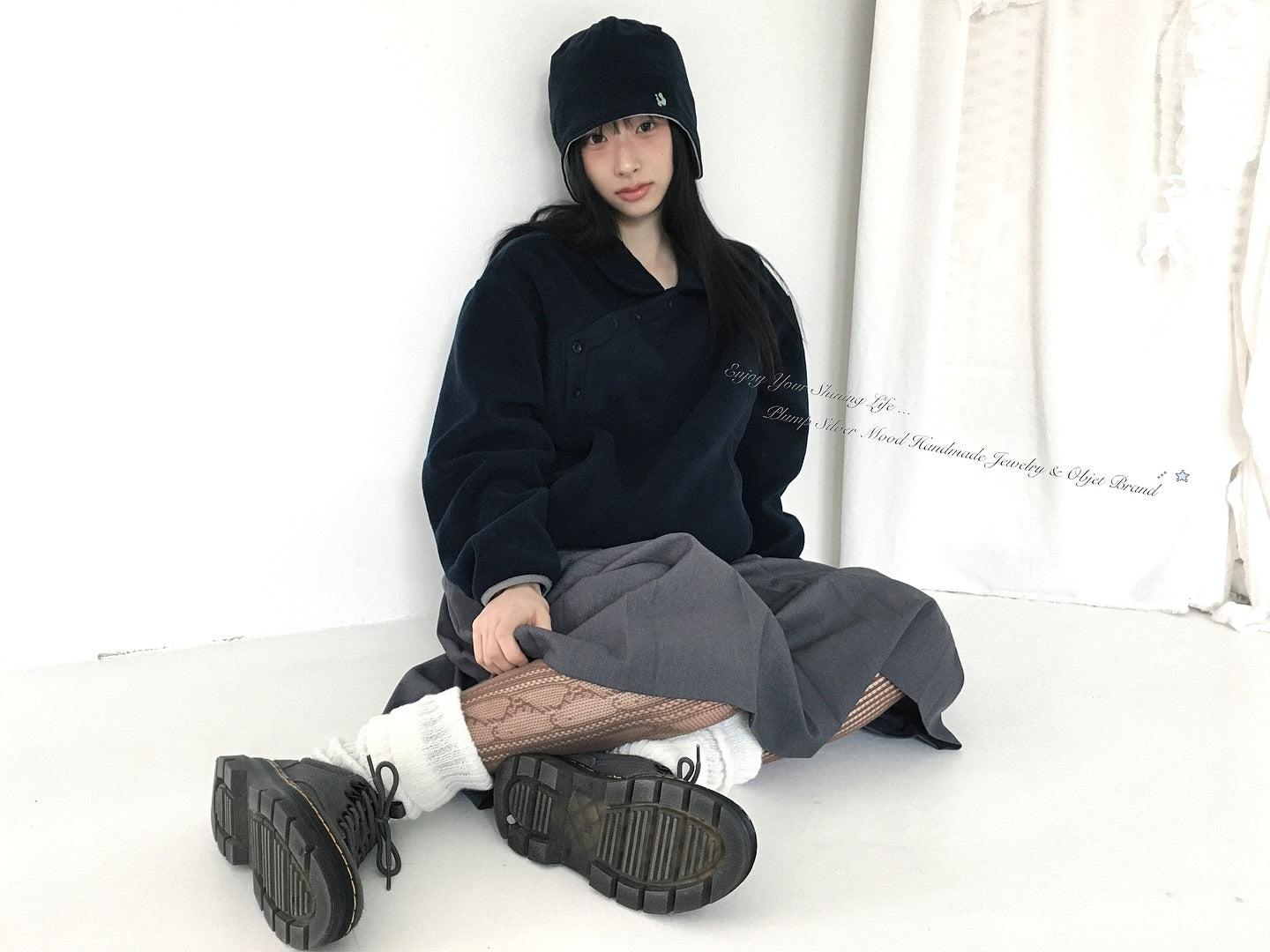 [ Pre-order ] Fuzzy & Fluffy Sweatshirt